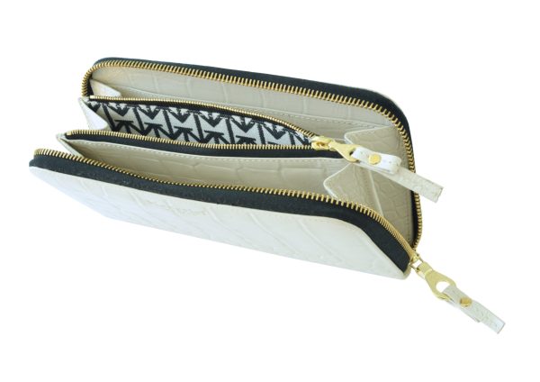 WhitePurse-5 Ladies Zip Around Wallet