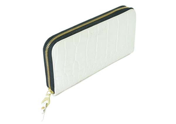 WhitePurse-7 Ladies Zip Around Wallet